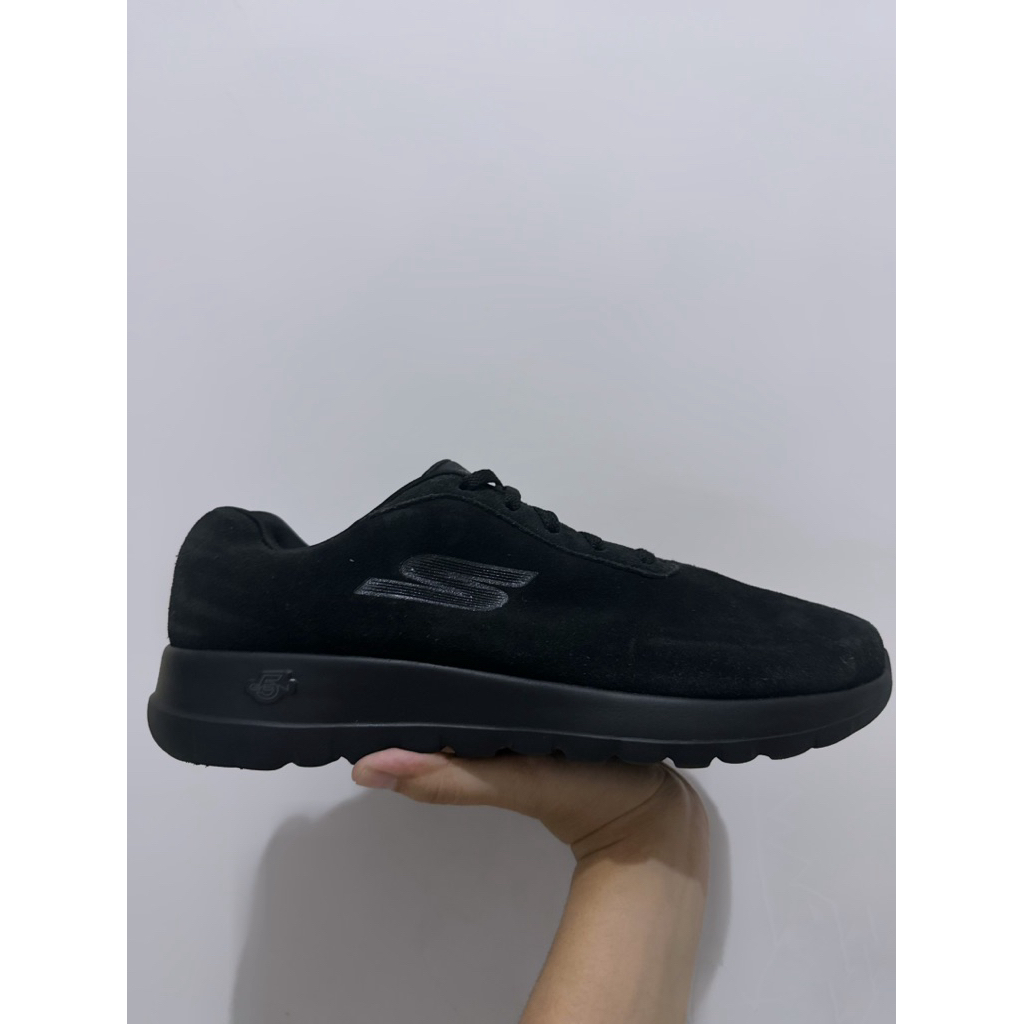 Sepatu Sekolah Full Black Skechers Gen5