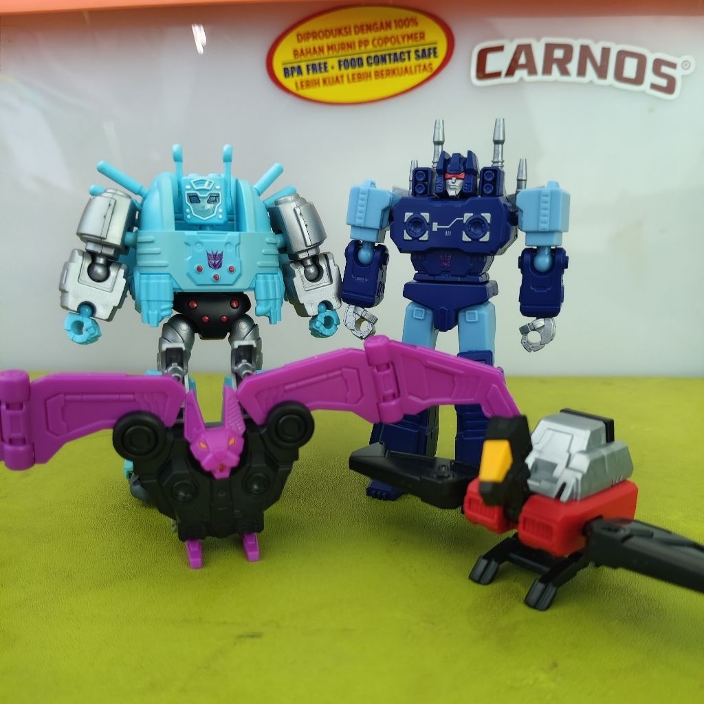 Blokes Transformers Minicon copotan dari seri Action Edition Soundwave & Tarn (Sepaket)