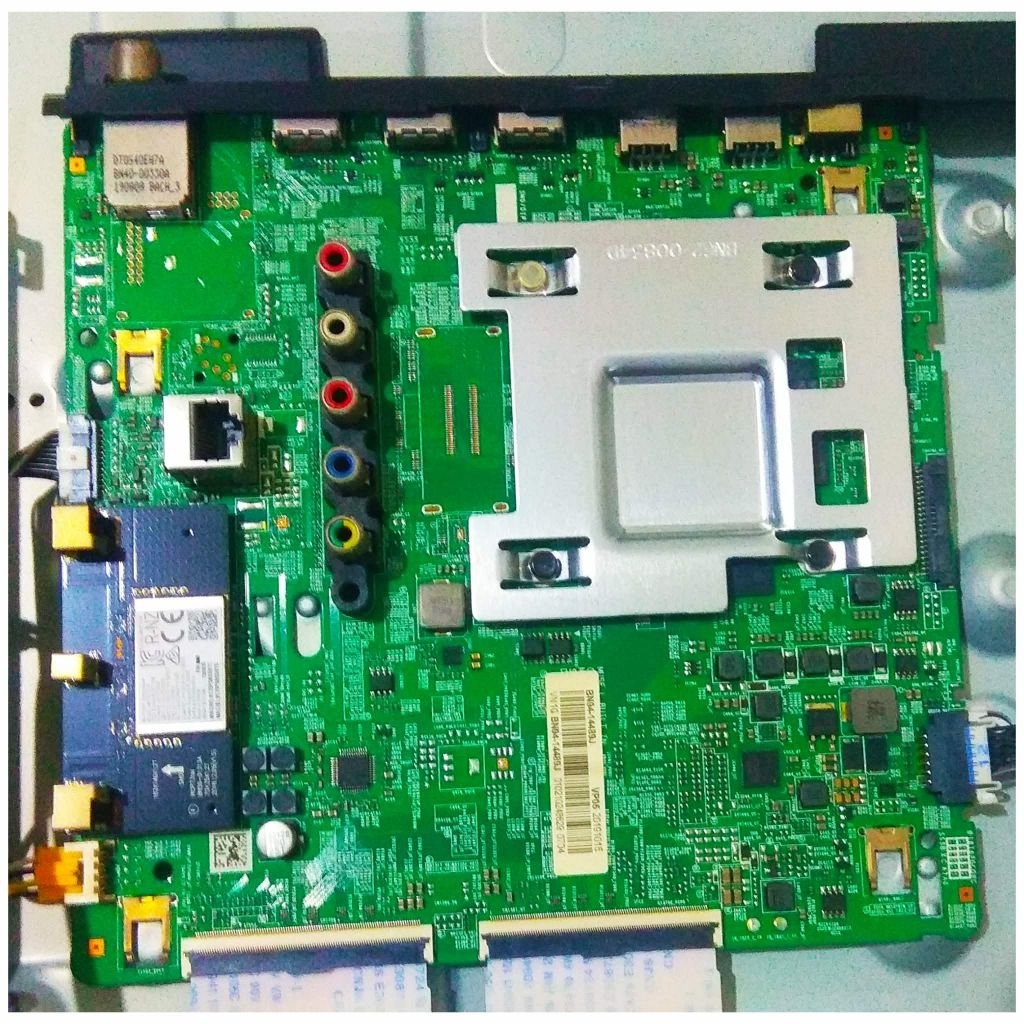 Mesin TV Samsung UA 55RU7400K
