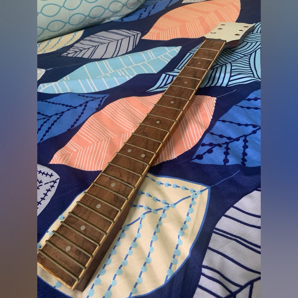 Neck gitar listrik model gibson