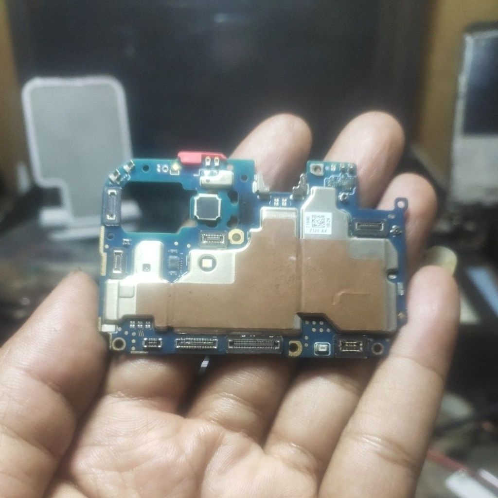 realme 8i minus