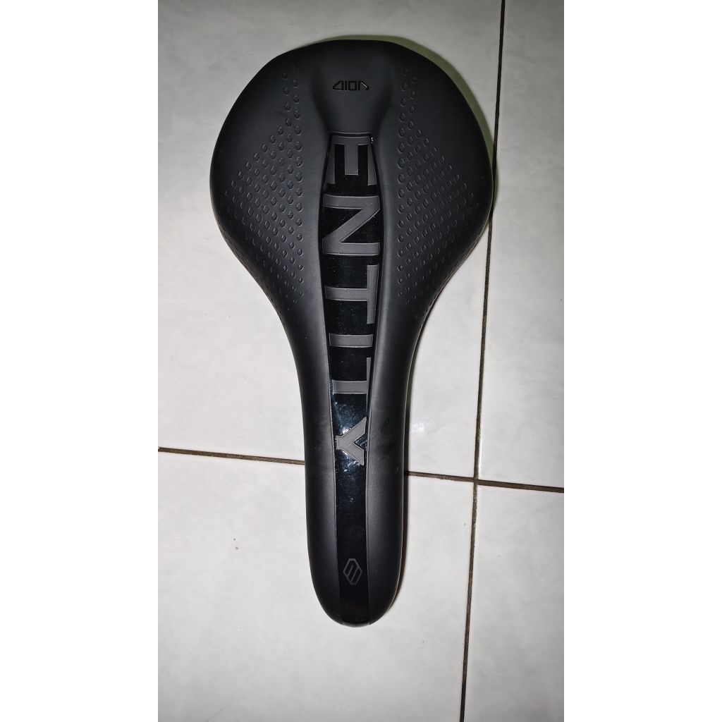 Sadel Entity void Baru