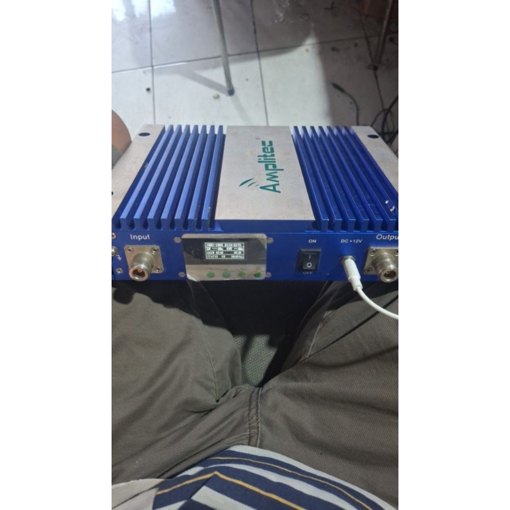 repeater alat penguat sinyal 2G 3G 4G