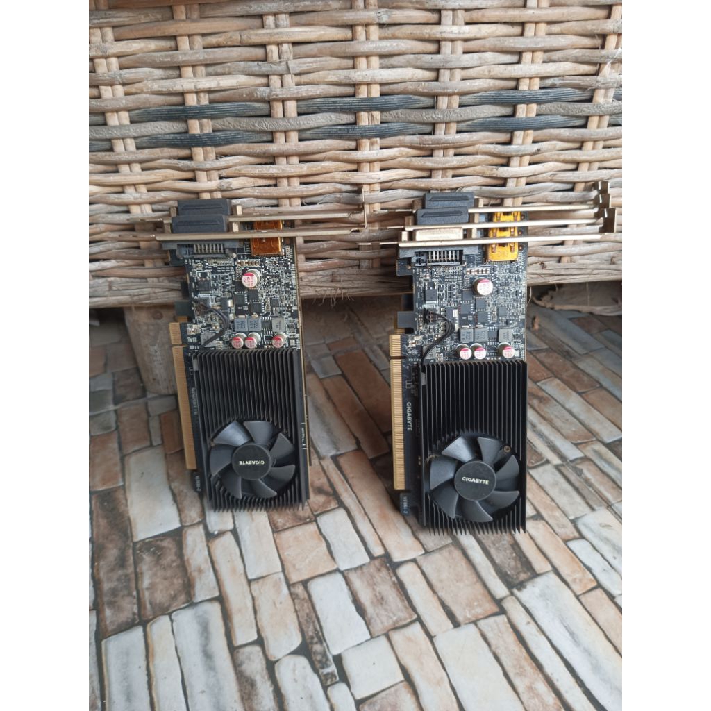 VGA Gigabyte GT 1030 2GB DDR5 Low Power PCIe Bekas Normal Siap Pakai