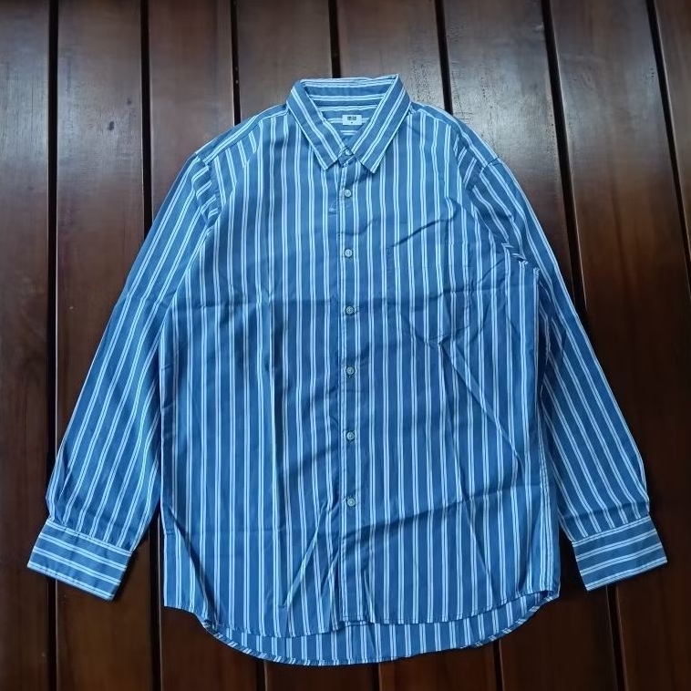Kemeja Stripe Uniqlo Second