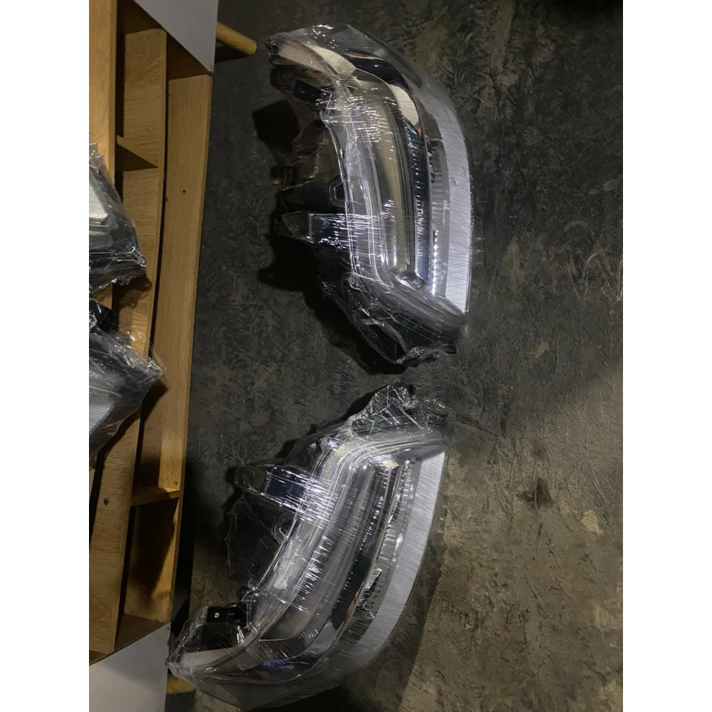 HEADLAMP TOWNACE