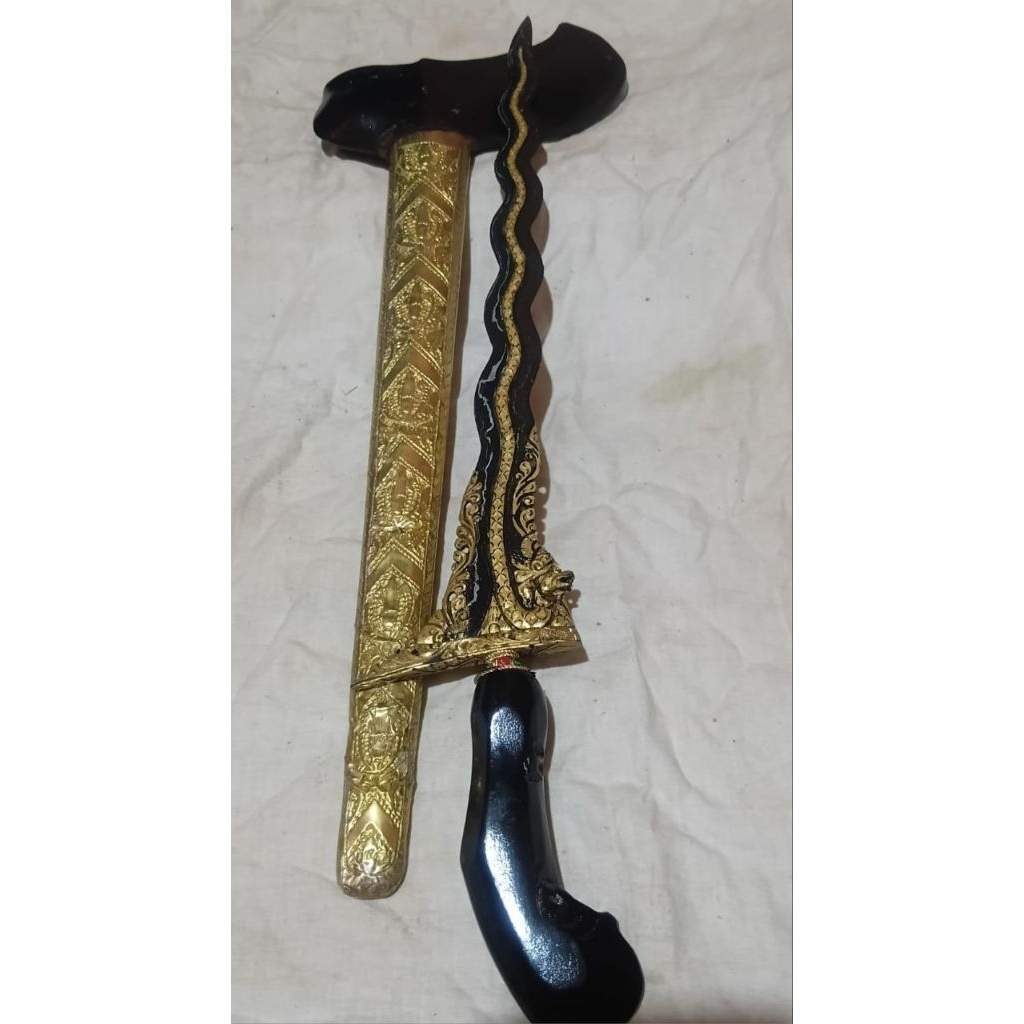 keris nogo Rojo sepuh ..Cirebonan .