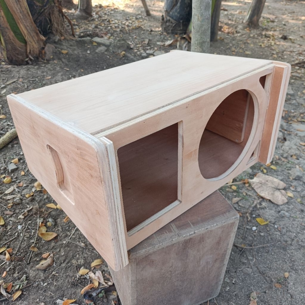 Box Speaker Line Array 8 Inch Single Tweeter Bahan 12mm Semi