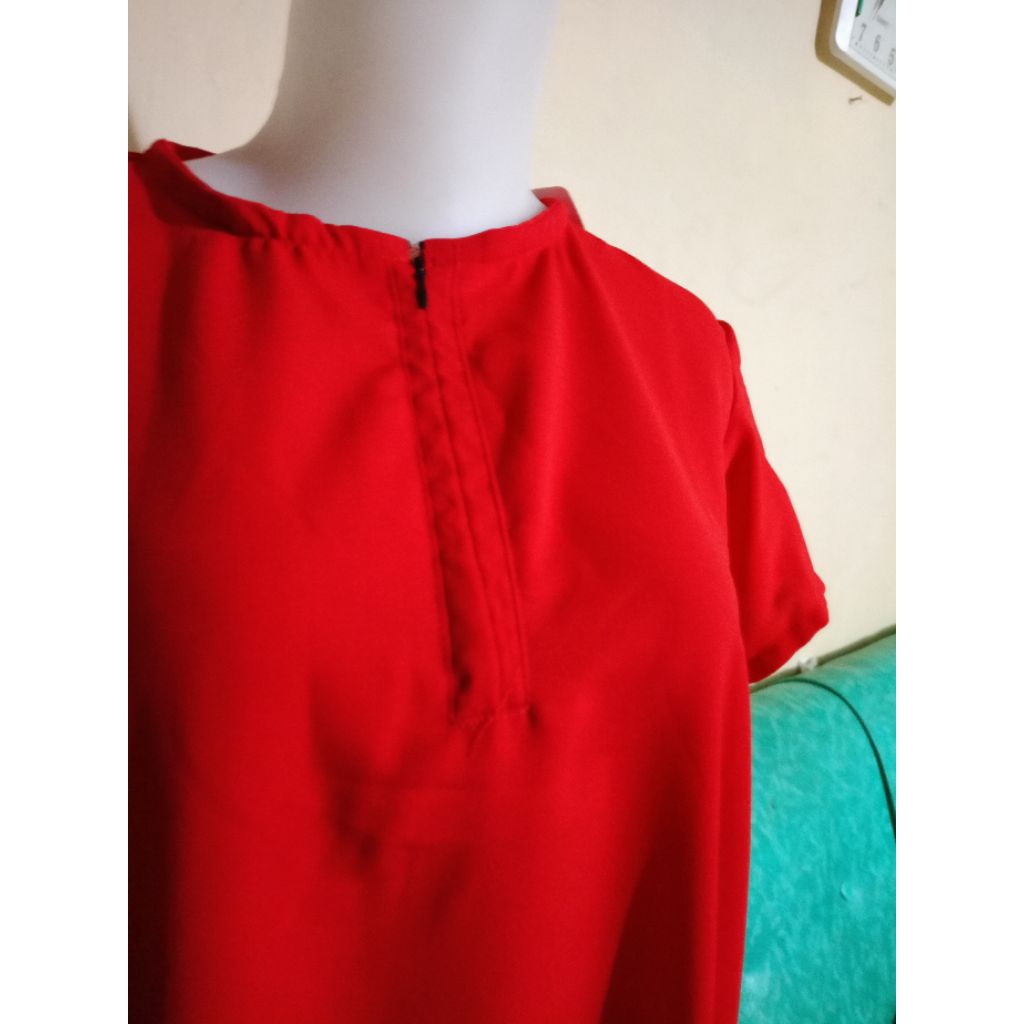 Daster merah meriah
