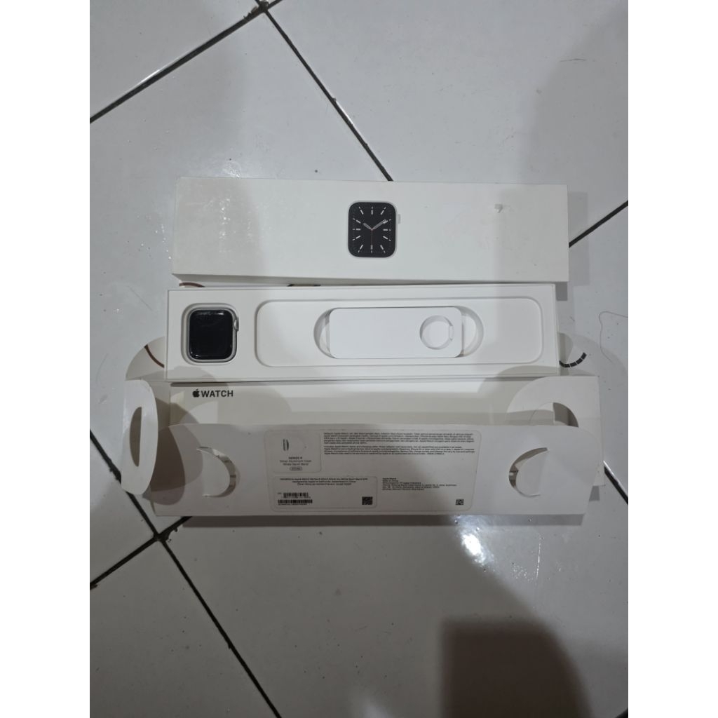 Apple Watch 6 40mm grs iBox bekas seken second iwatch