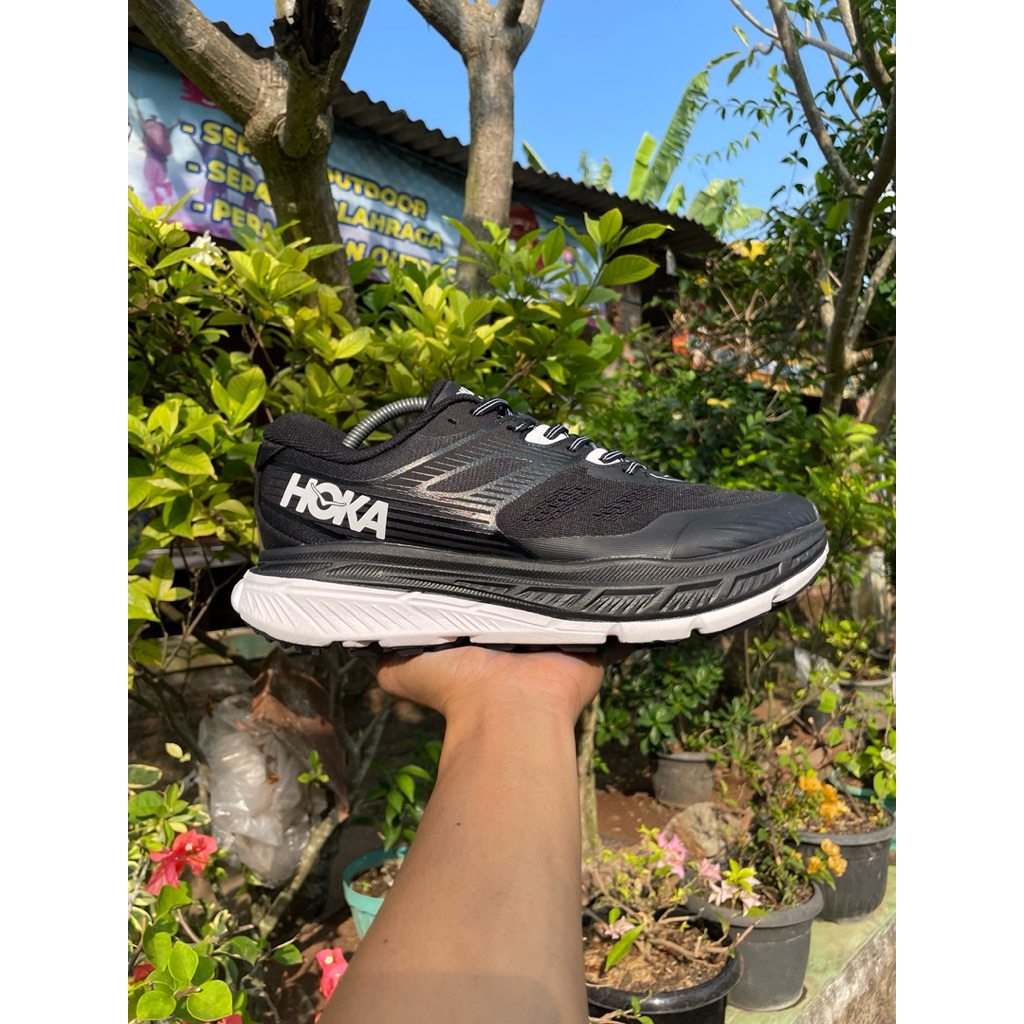 Hoka Stinson ATR 6