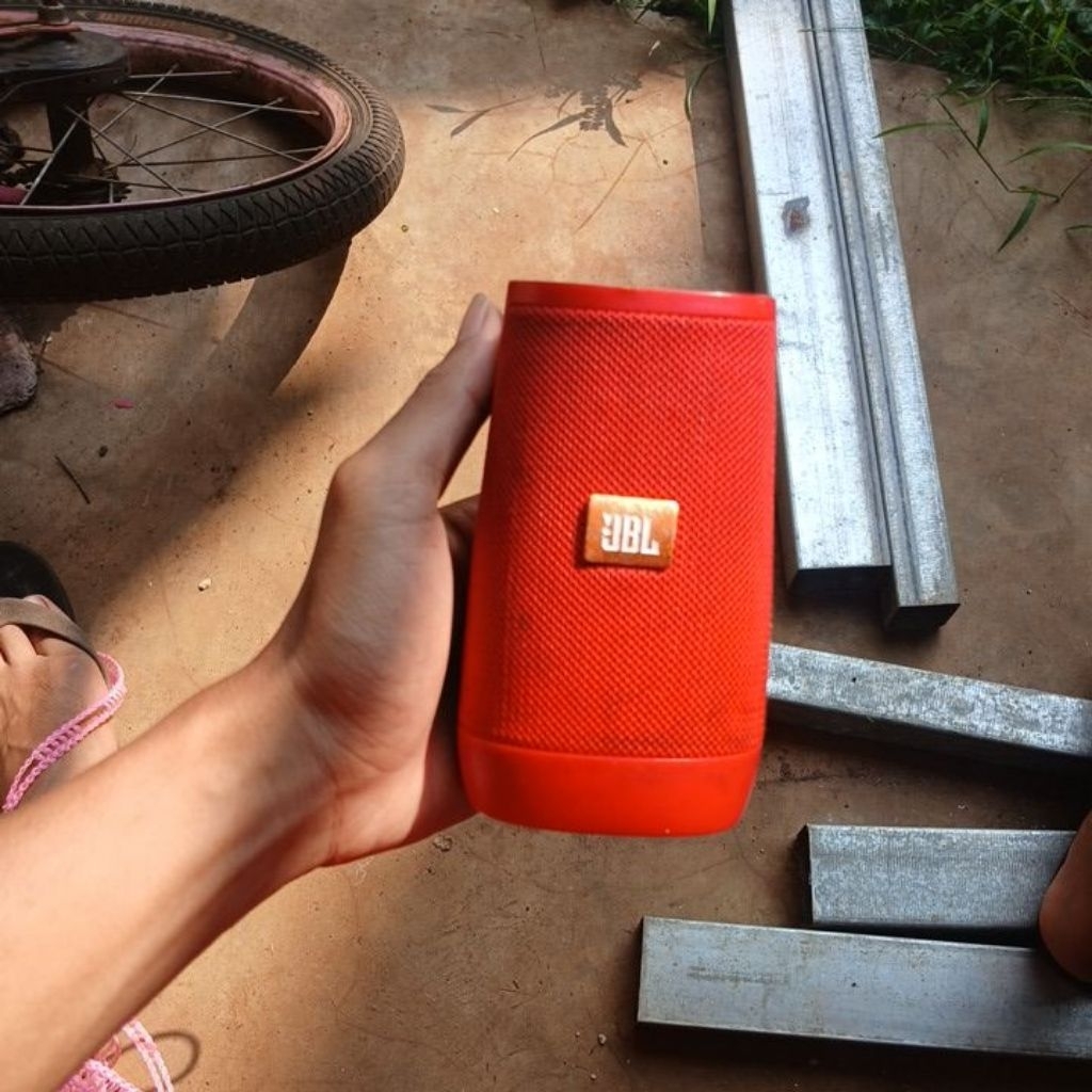 Speaker Portabel Bluetooth JBL FM Radio Musik Box