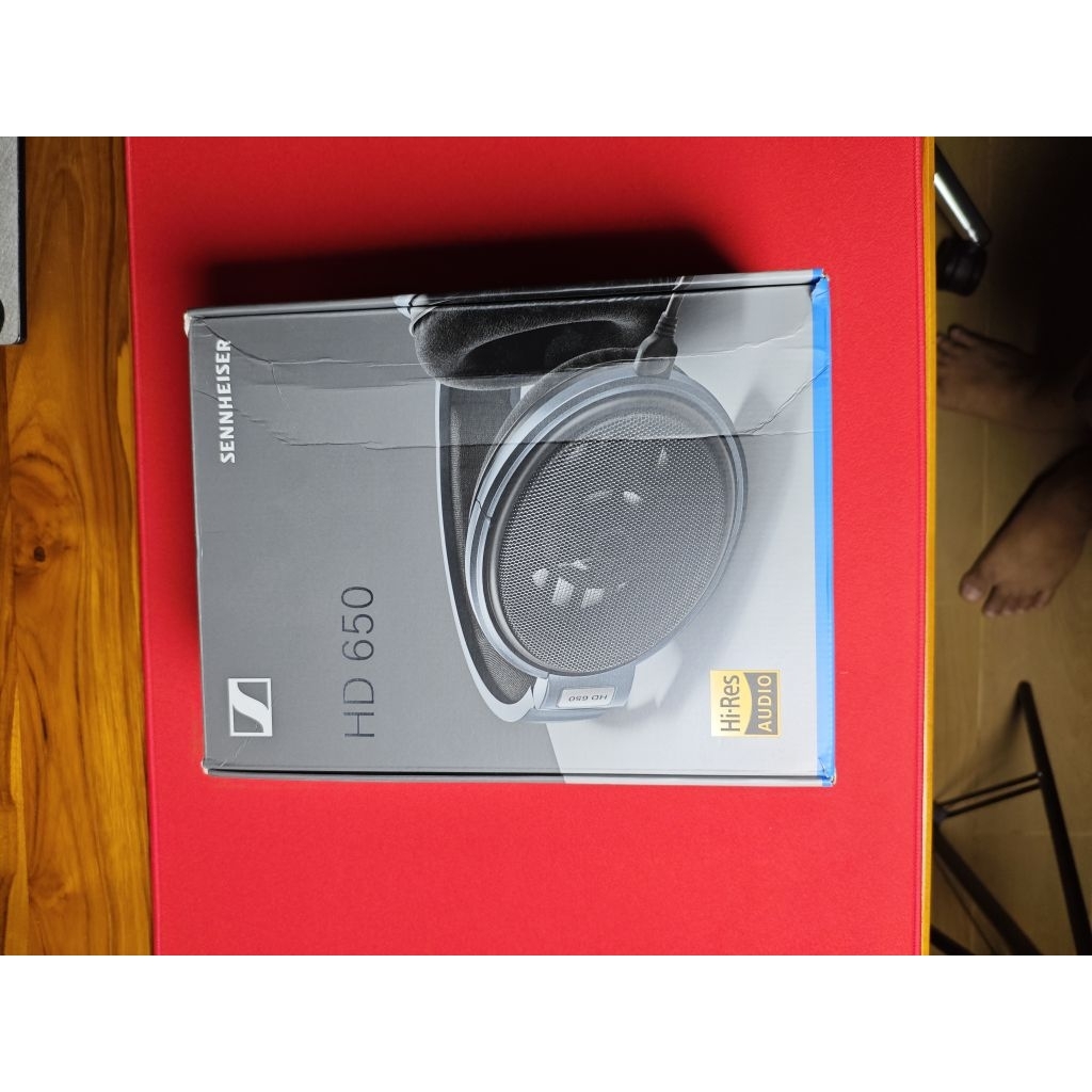 Sennheiser HD650 - Like New