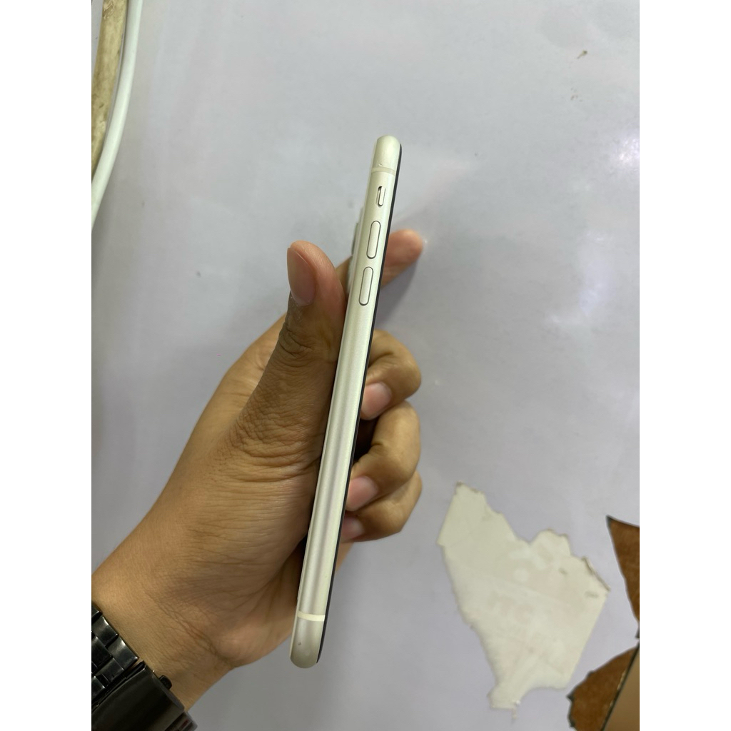 iPhone 11 64gb