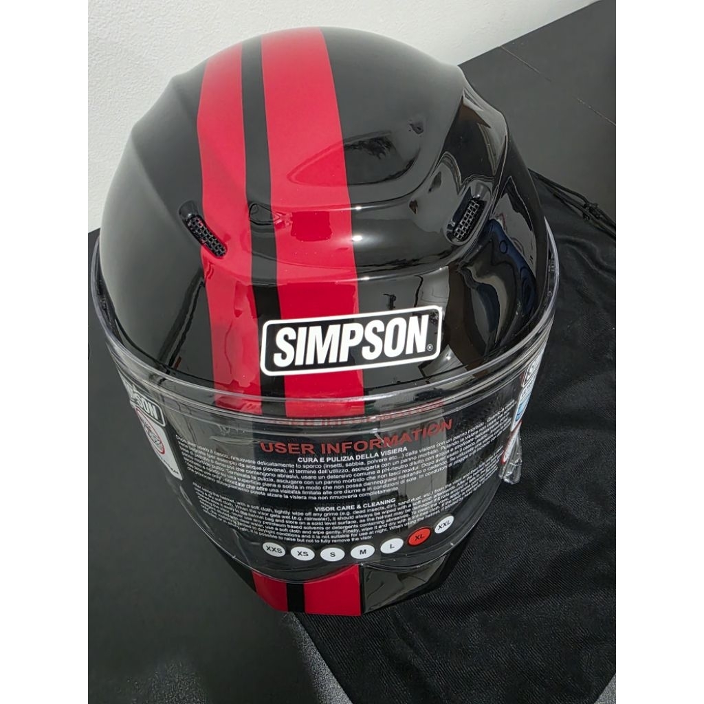 Helm Simpson Bandit Helm