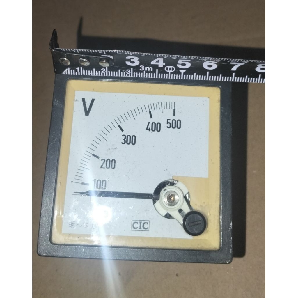 VOLT METER CIC ANALOG 500V VOLT 72X72MM BEKAS