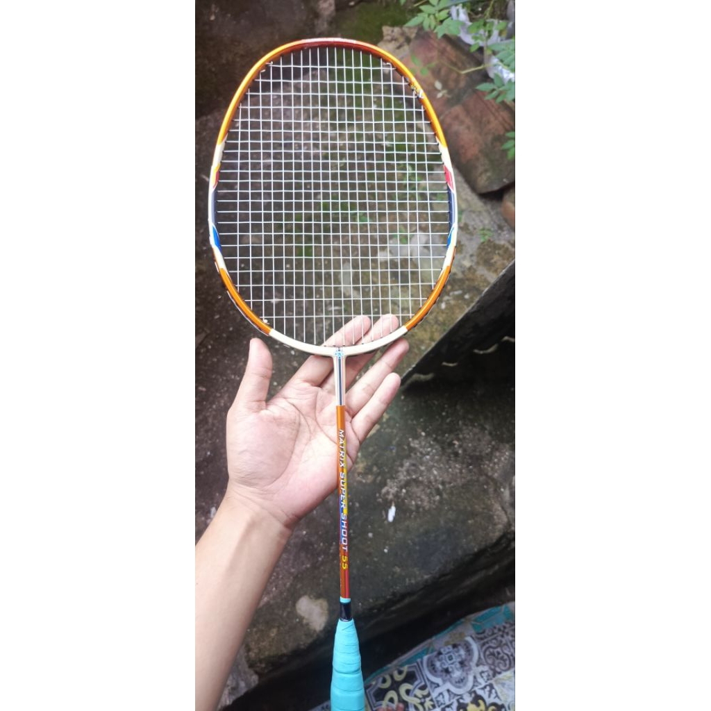 raket badminton RSL