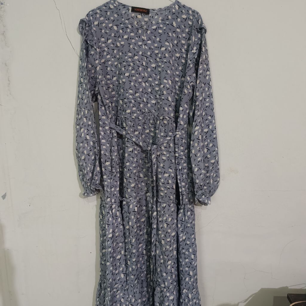 Preloved Gamis Bunga kecil  abu silver