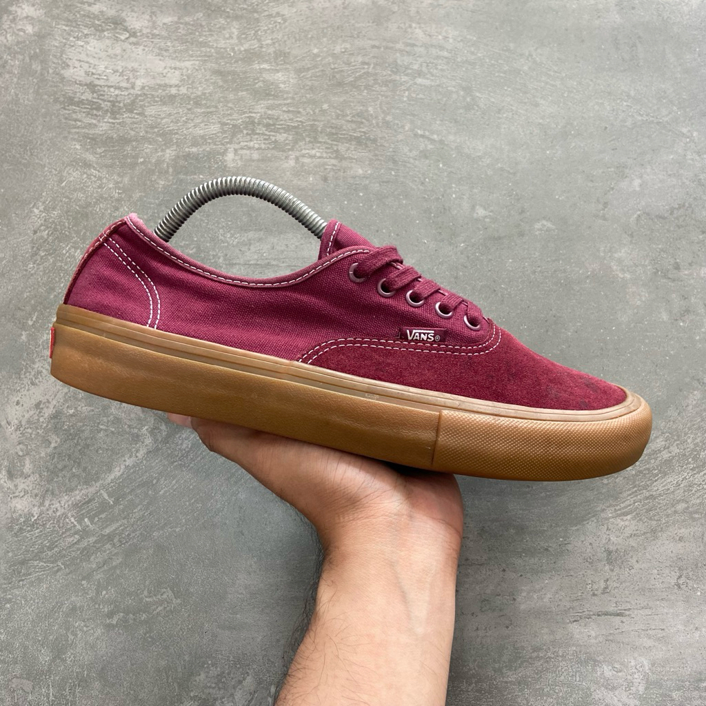 [Size 43] Rare Vans Authentic Pro Skate Suede Burgundy Gum Second Original Kondisi Mulus Nominus. Ha