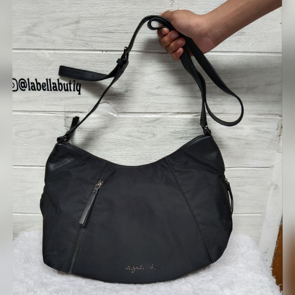 Agnes B Voyage Tas Wanita Preloved 2