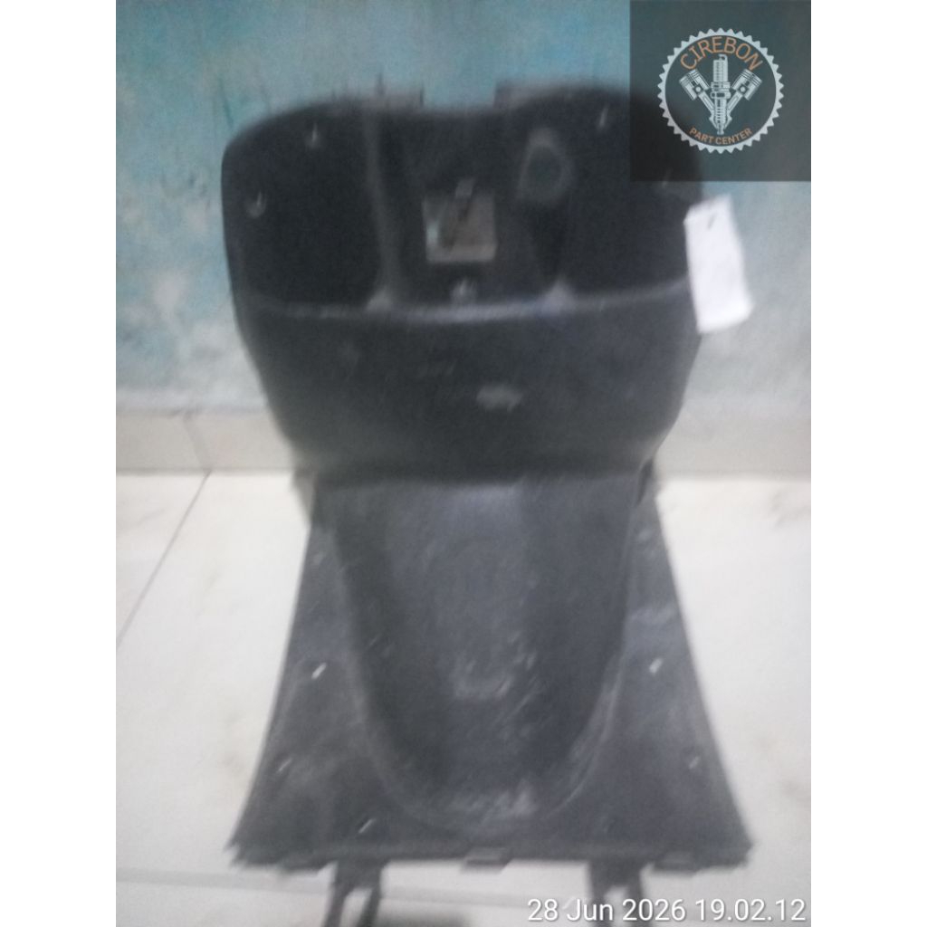 DEK KUNCI DASHBOARD KYMCO TREND 2000 125 CC SECOND ORI