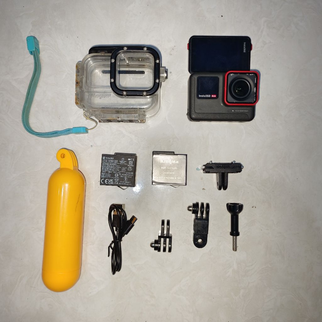INSTA360 ACE SERI 1 SECOND