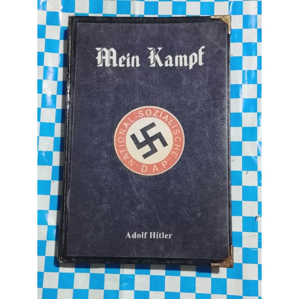 MEIN KAMPF||Adolf Hitler