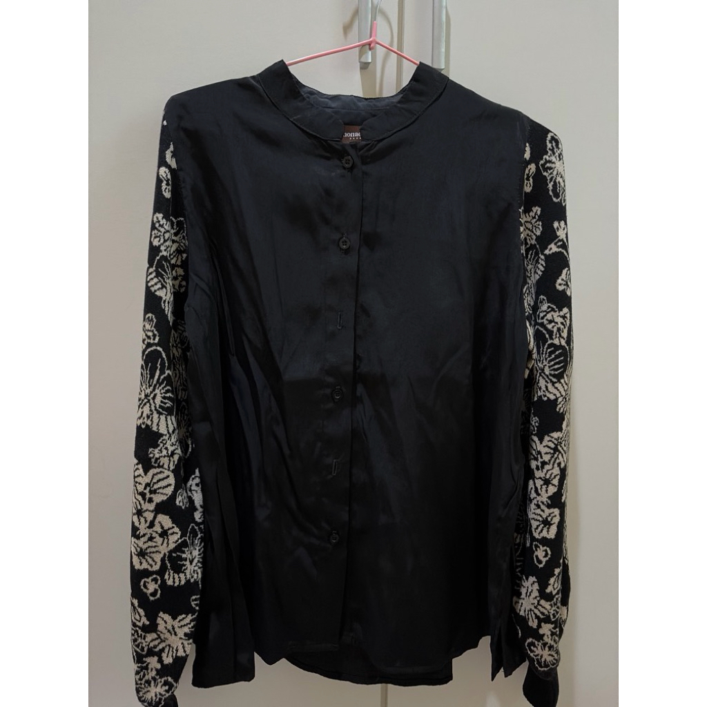 Baju Hitam Nonaetal