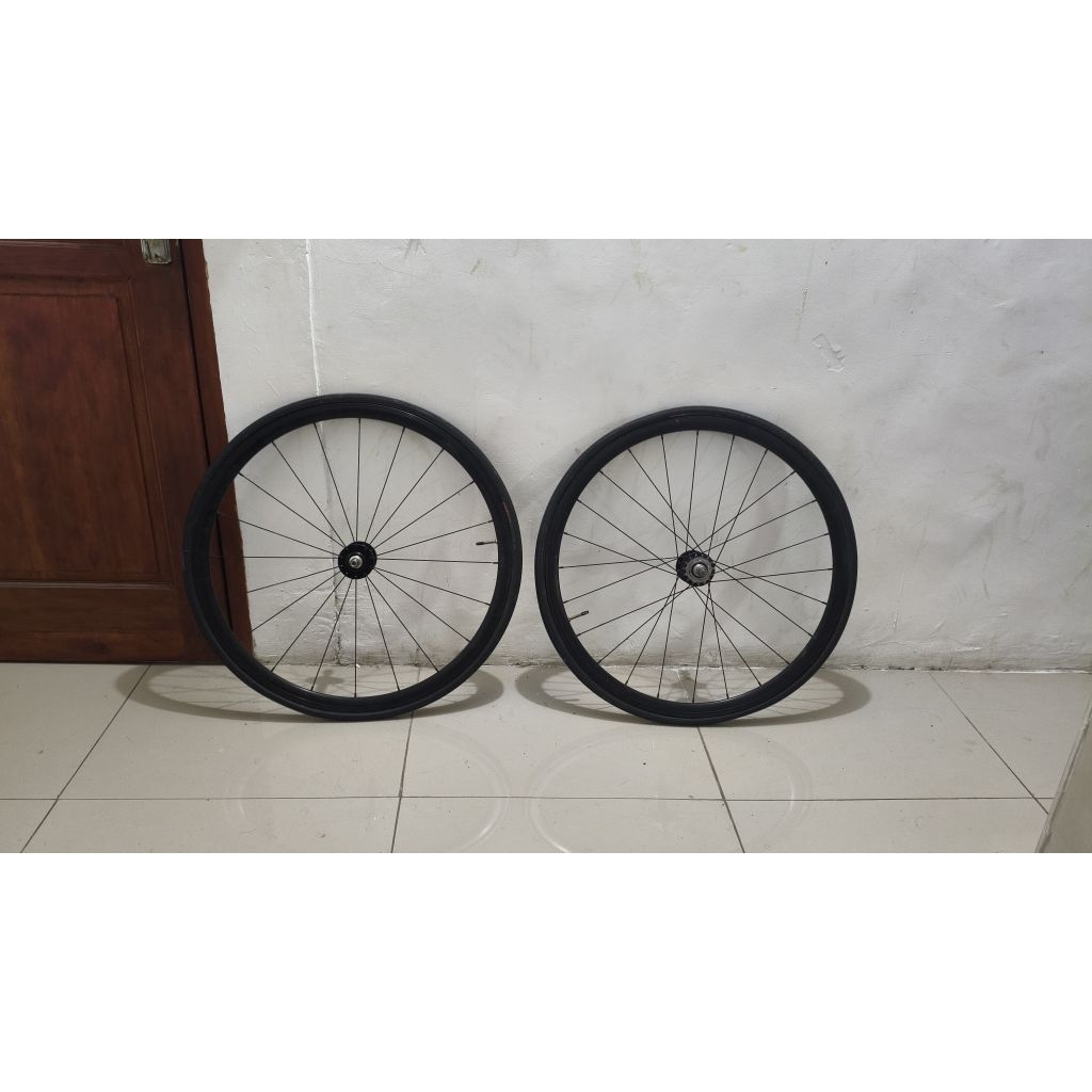 wheelset 700c 20 24 hole