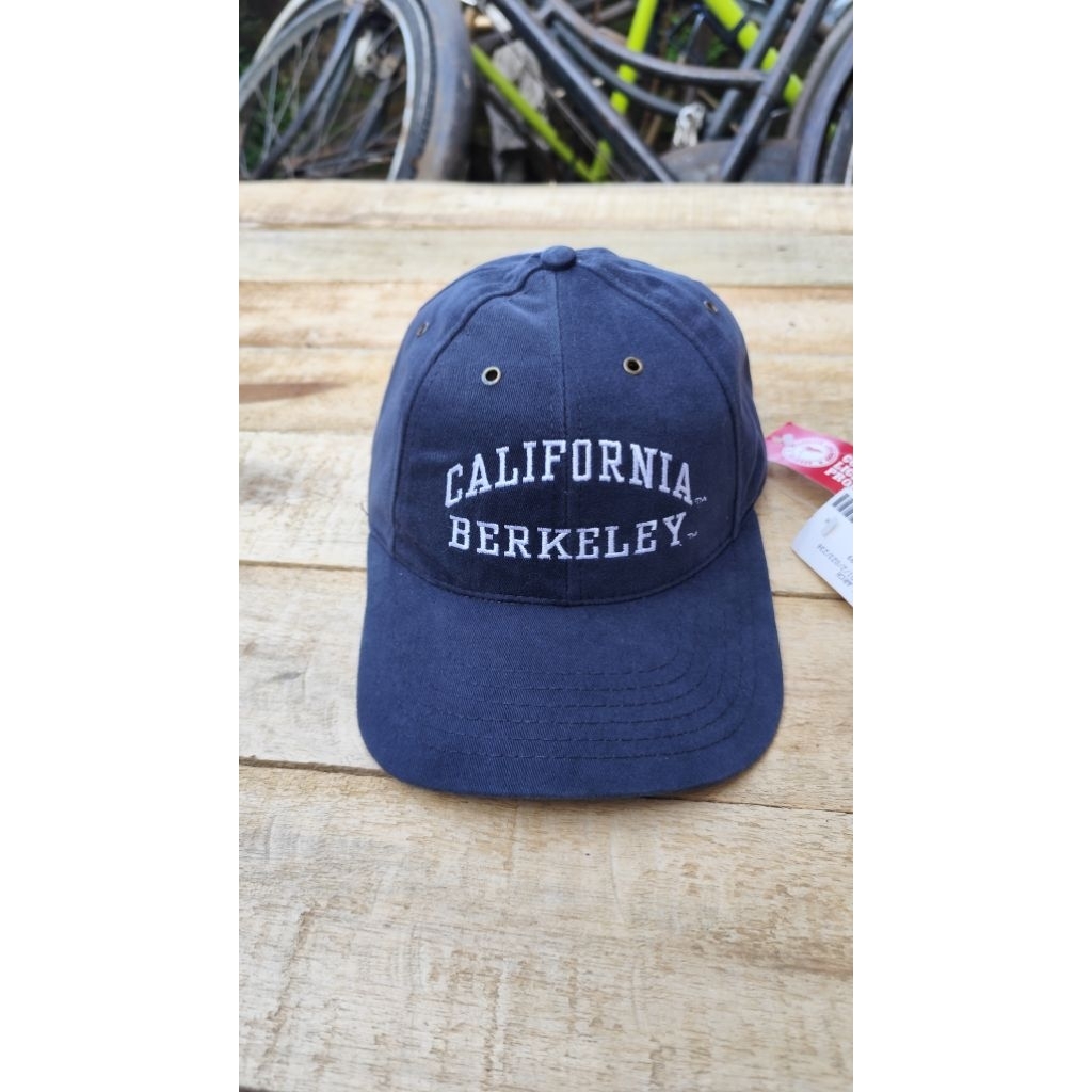 topi vintage Berkeley made in USA