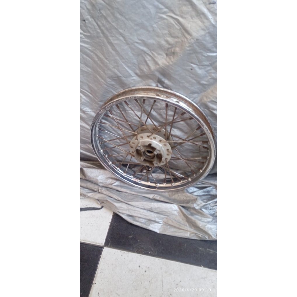 Velg depan Beat original