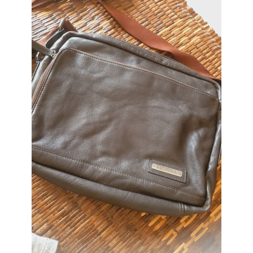 Samsonite slingbag