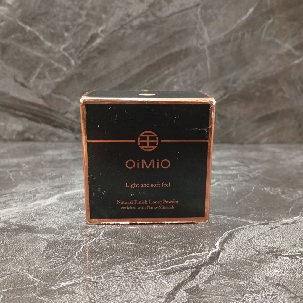 OIMIO LOOSE POWDER | COLOUR GEOMETRY SETTING POWDER | SVMY CONCEALING POWDER