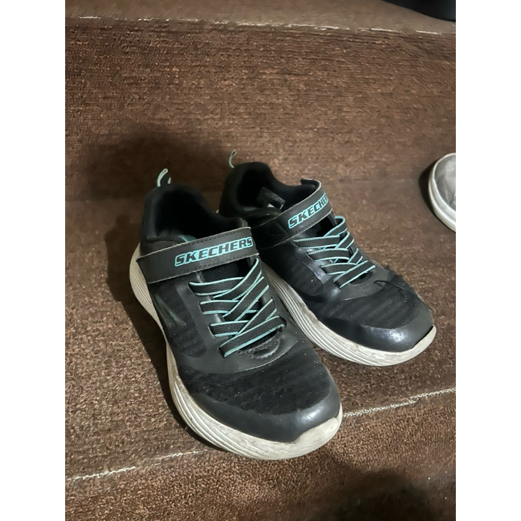 prelove skechers anak
