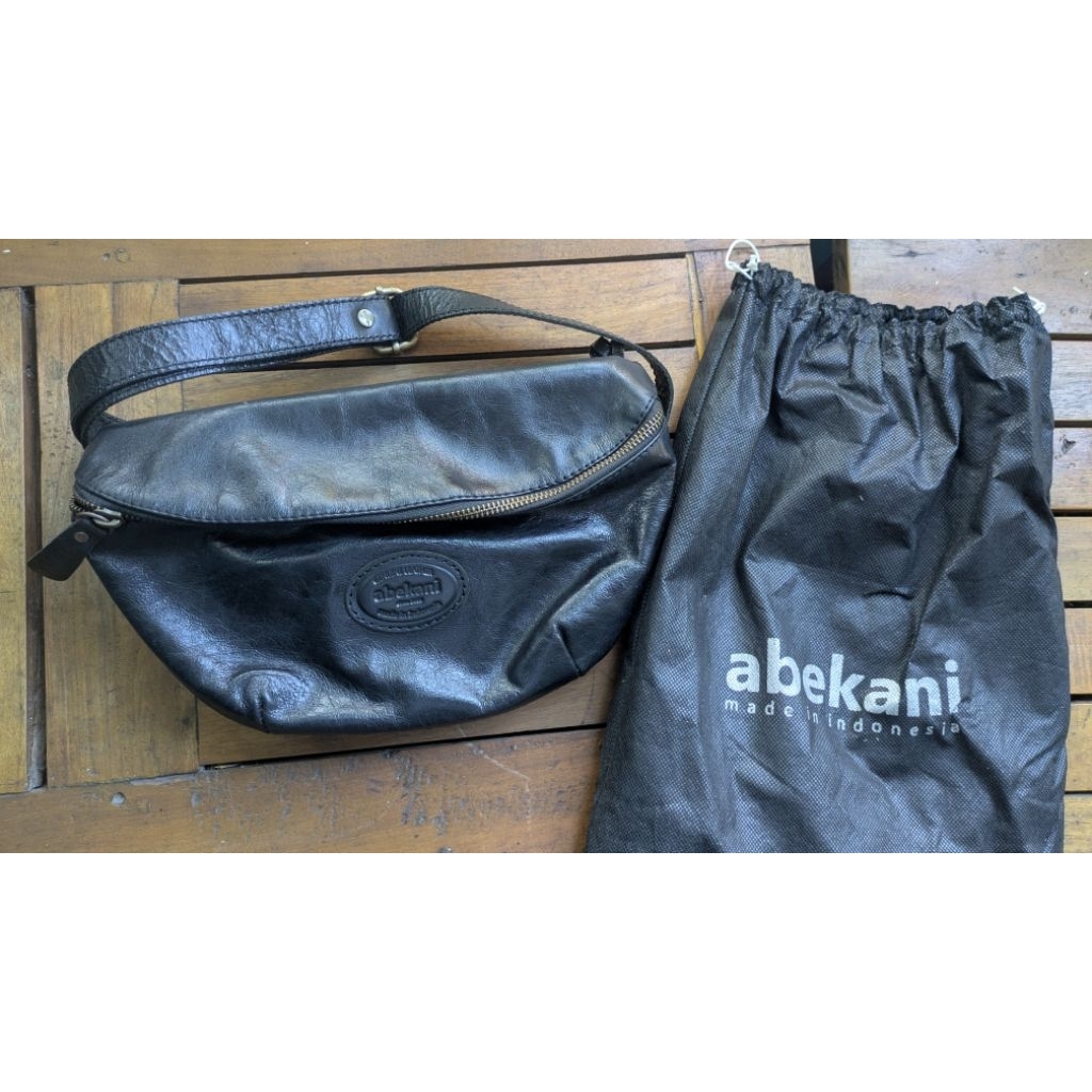Tas waistbag kulit Abekani jogja