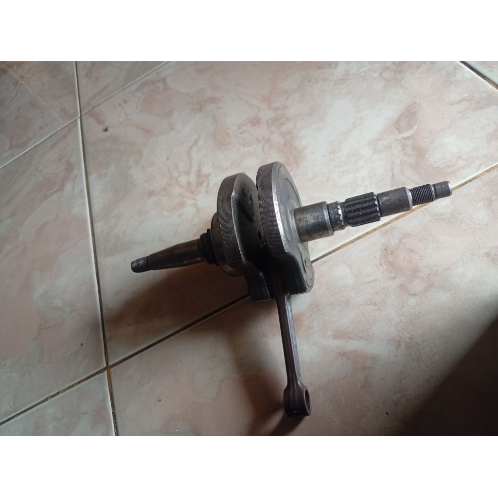 Kruk Krun Krek As Crankshaft Bandul Stang Seher Jupiter 5 hv /5TP-WE140-20 Original