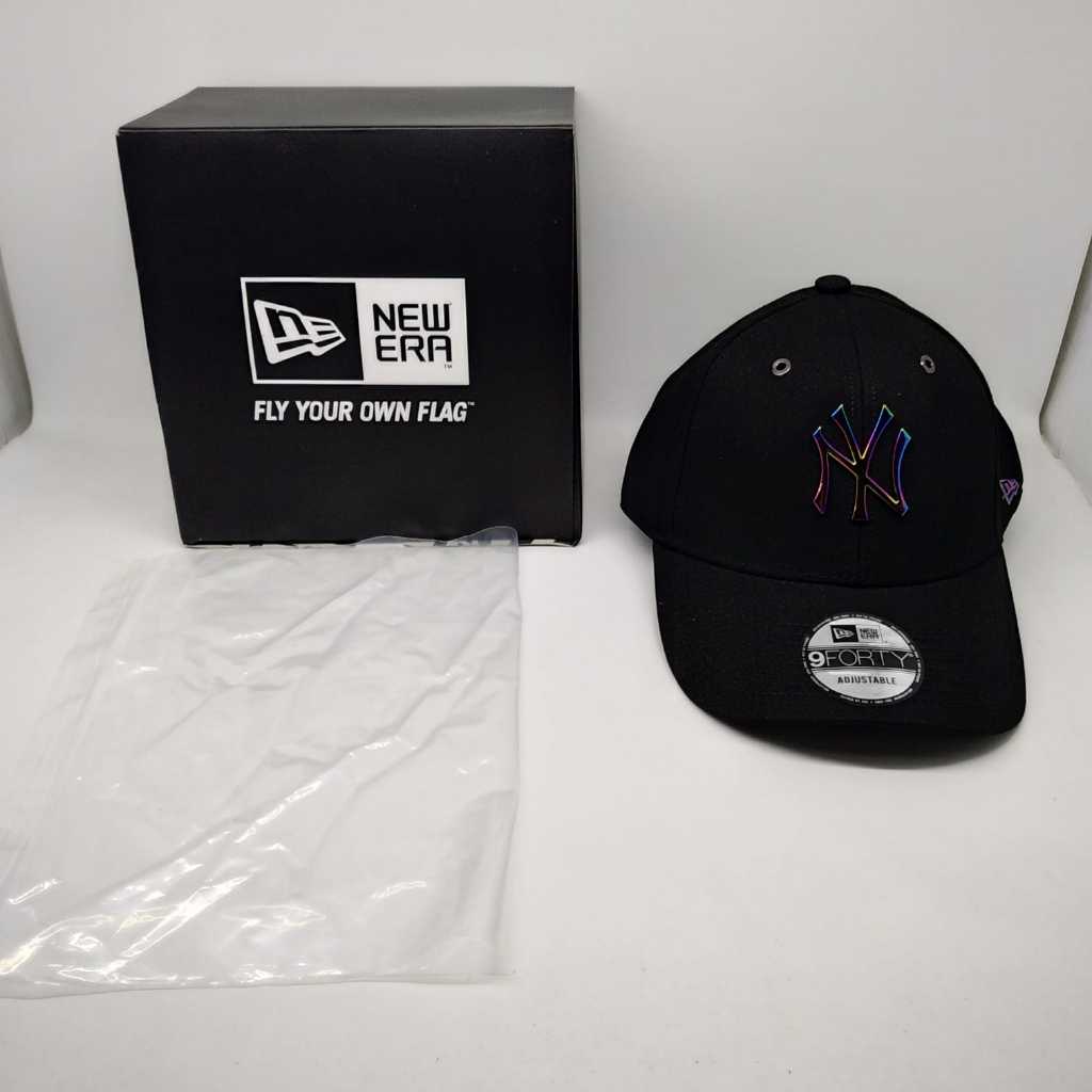 G-005 Topi NY Black Logo Rainbow Iron