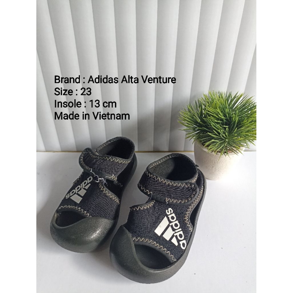 Sepatu anak PL
