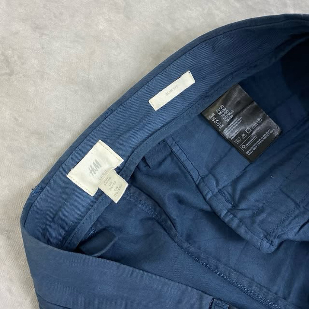 H&M Chino Navy, Celana Santai H&M