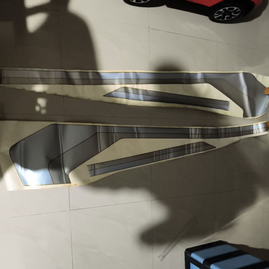 Stiker Striping Bodi Isuzu Elf Minibus