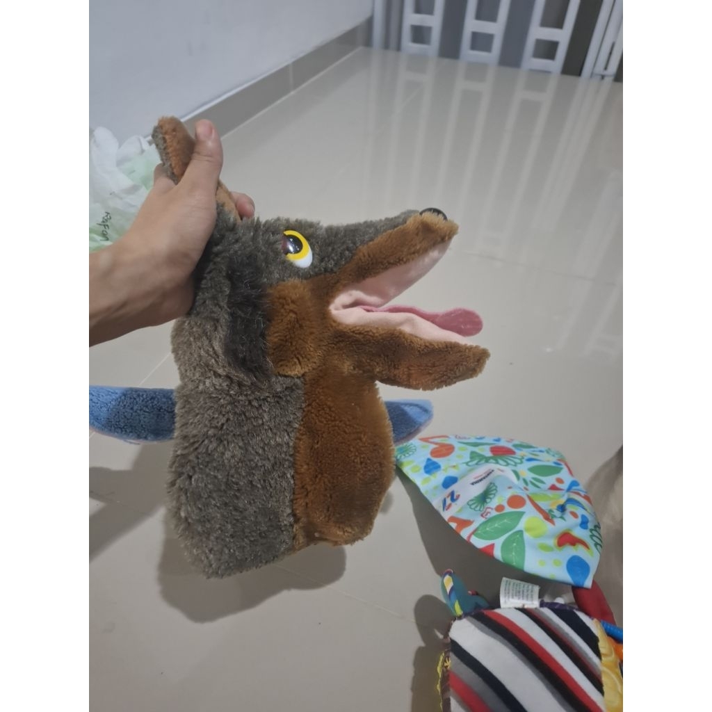 boneka tangan  srigala preloved