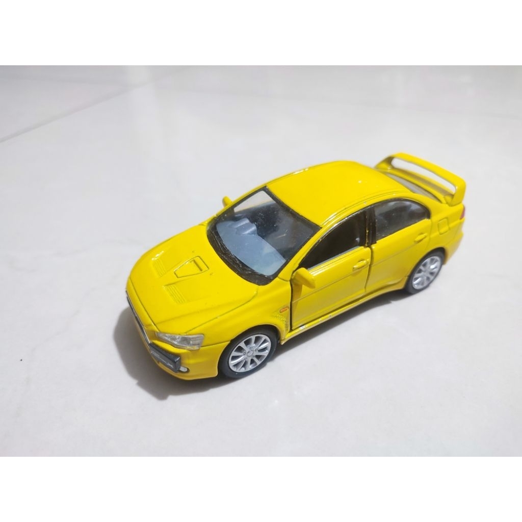 Diecast Kinsmart Mitsubishi Lancer Yellow