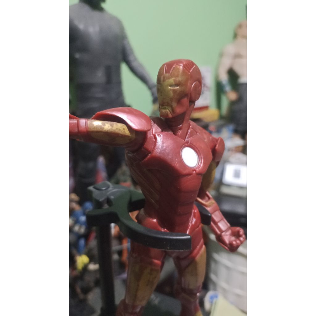 IRON MAN CRAZY TOYS