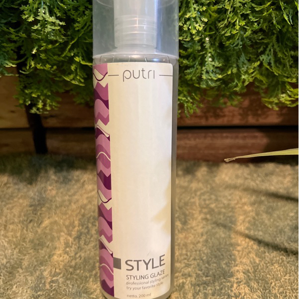 Putri Style Styling Glaze 200Ml / Perawatan Rambut / Setting / Minyak Rambut
