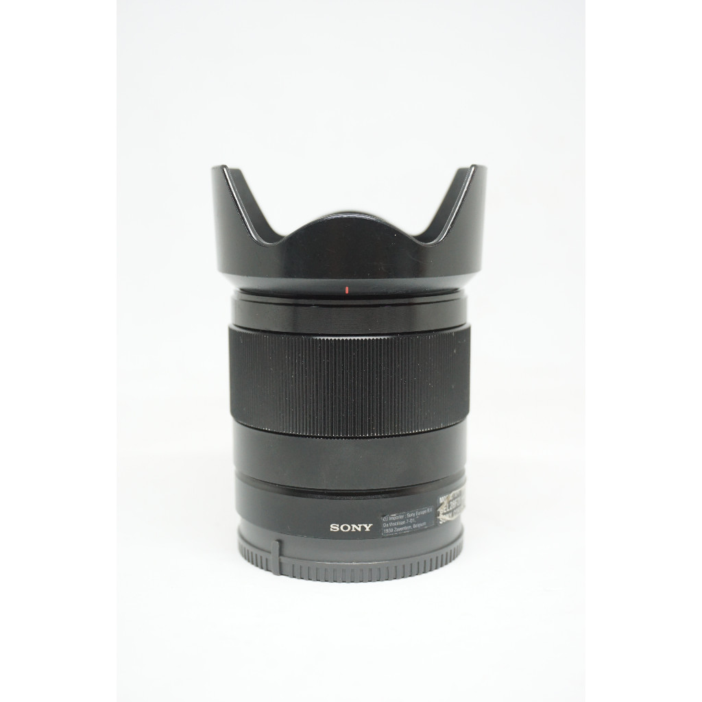 Lensa Sony FE 28mm F2 Full Frame