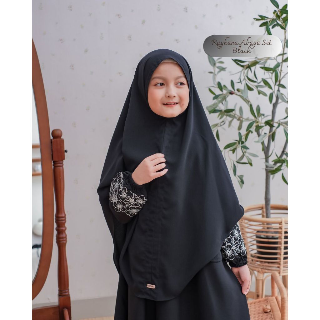 Gamis Hitam Bordir Set Bergo Free Cadar | Gamis Anak Perempuan usia 3-12 tahun