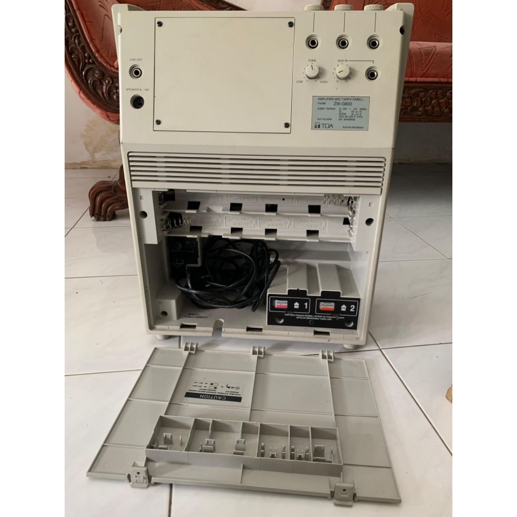 (Bekas) Ampli meeting TOA ZW-G800 + Mic