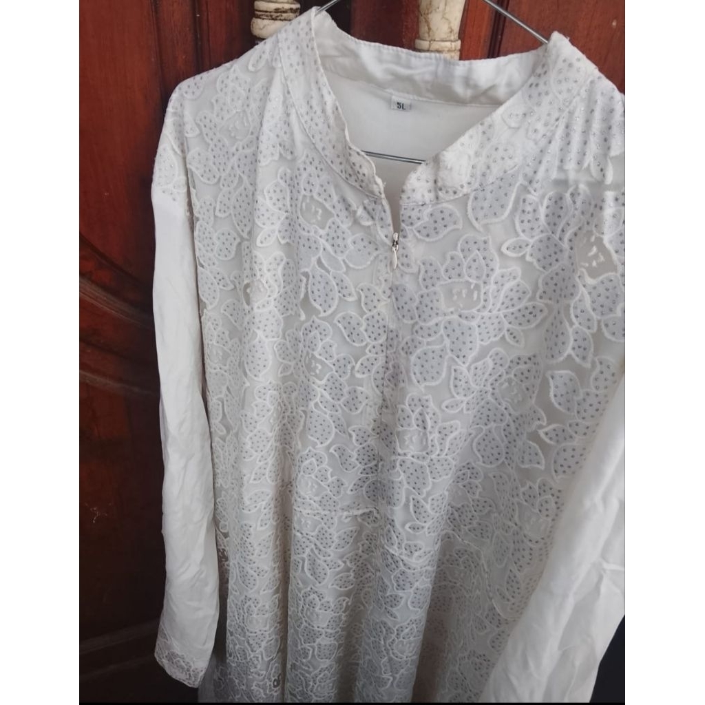 Gamis Brokat Putih Kombinasi – Size 5L
