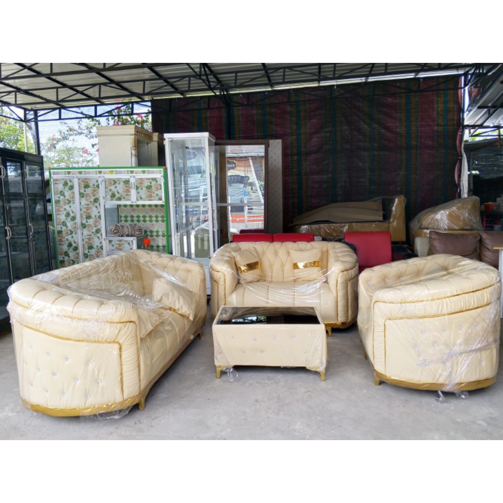 Sofa Kulit 3+2+1 + Meja / Sofa Kulit / Sofa Minimalis