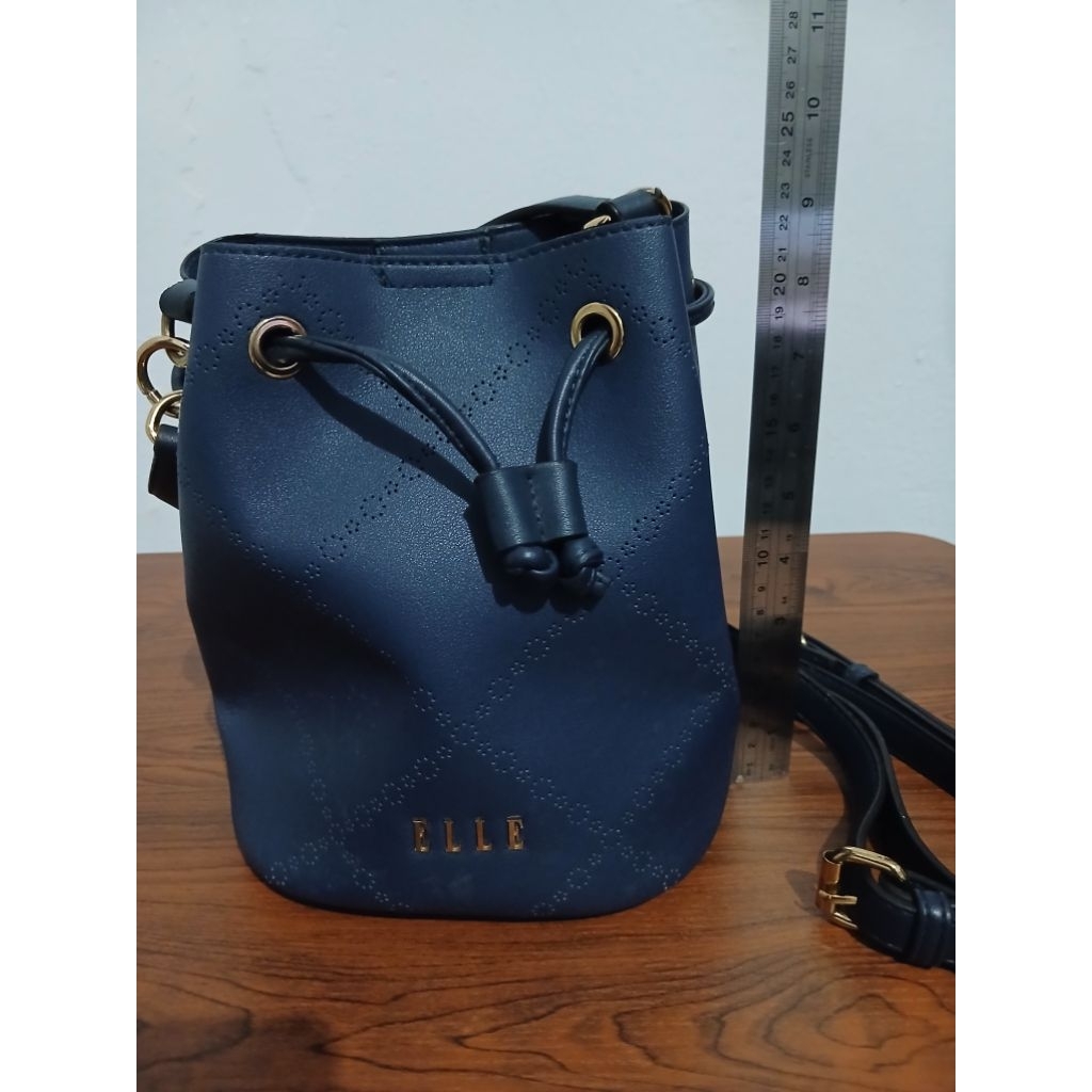 Tas Guess Bucket PreLoved